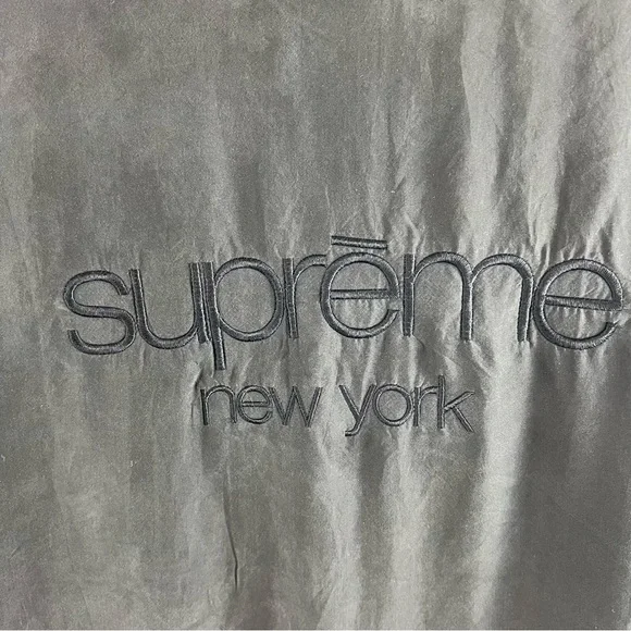 Vintage Supreme 100% Silk Shell Black Fall Winter 2015 Bomber Jacket Mens Sz S